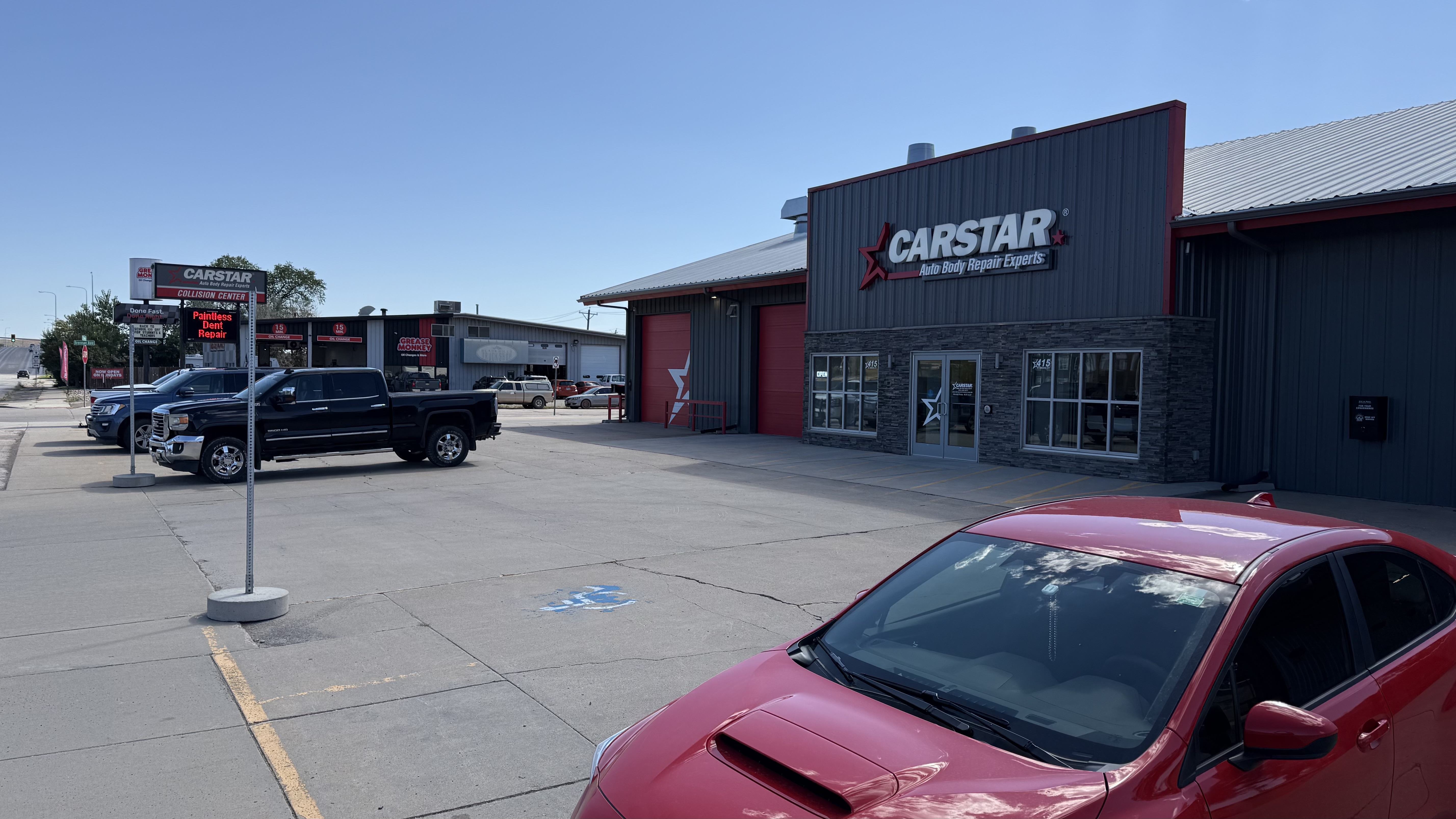 Carstar | Exterior - storefront